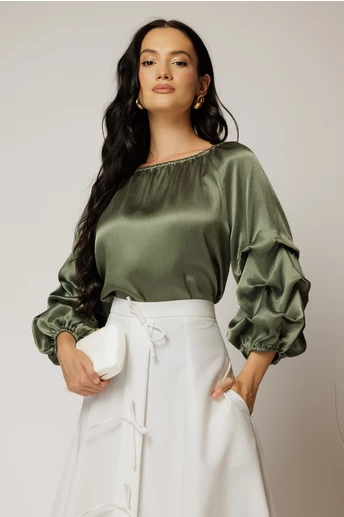 Bluza kaki din satin cu maneci bufante si decolteu rotund