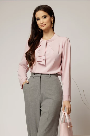 Bluza roz cu aplicatie tip cravata