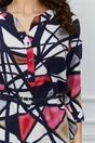 Bluza Vanessa bleumarin cu imprimeu geometric si curea in talie