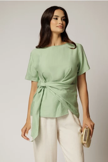 Bluza verde fistic din viscoza cu nod in talie si croi lejer si maneci scurte