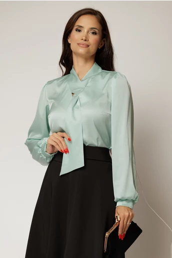 Bluza verde mint din satin cu guler amplu tip esarfa