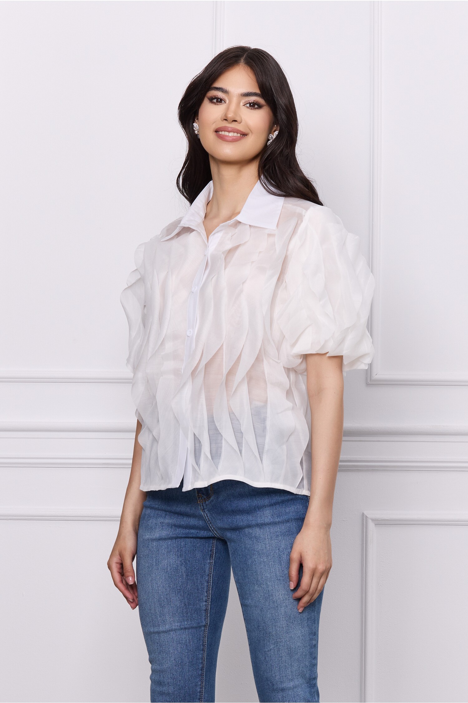 Camasa Alexandra alba cu volane din organza