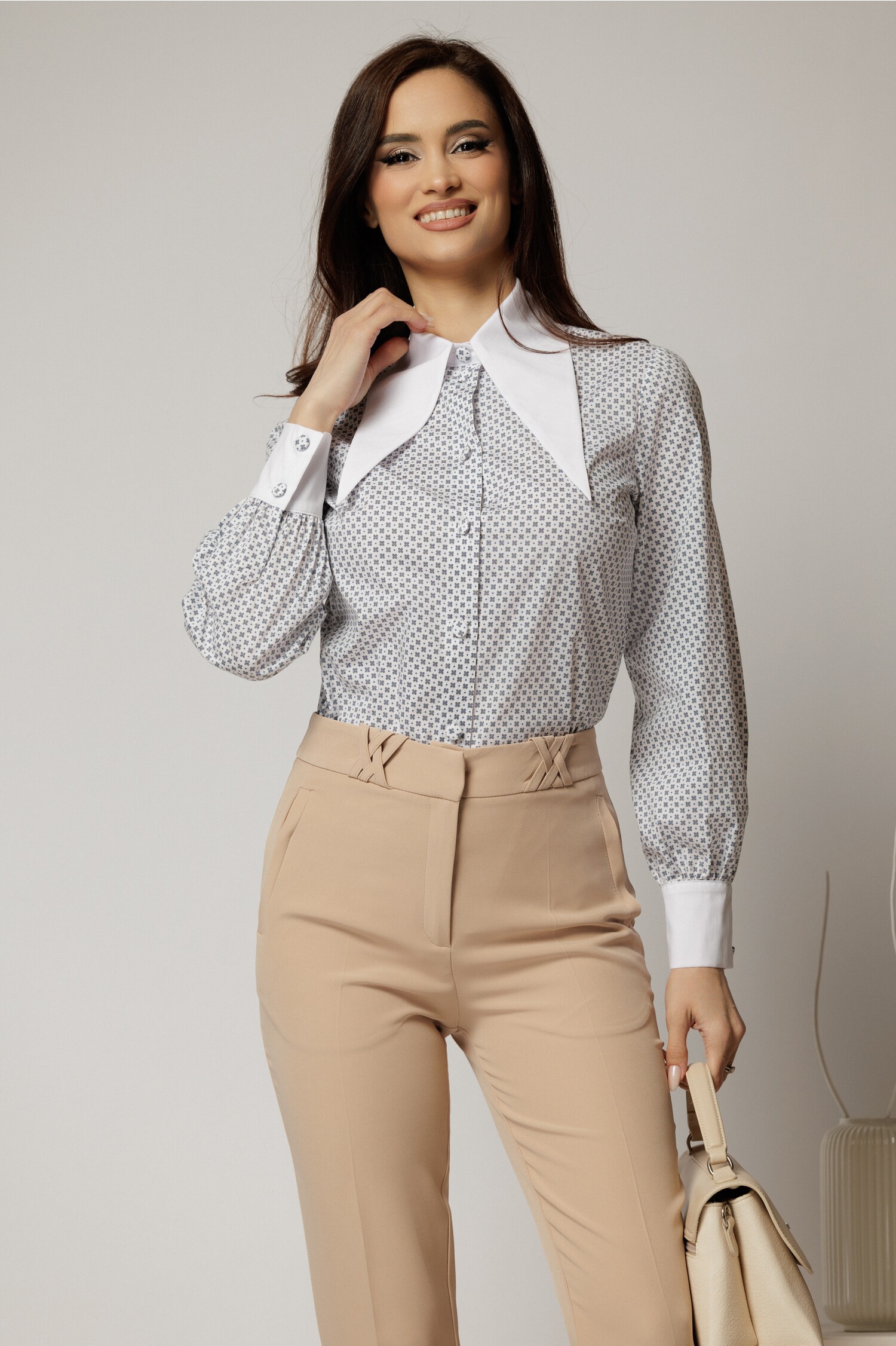 Camasa din poplin cu imprimeu cu aspect floral si guler ascutit