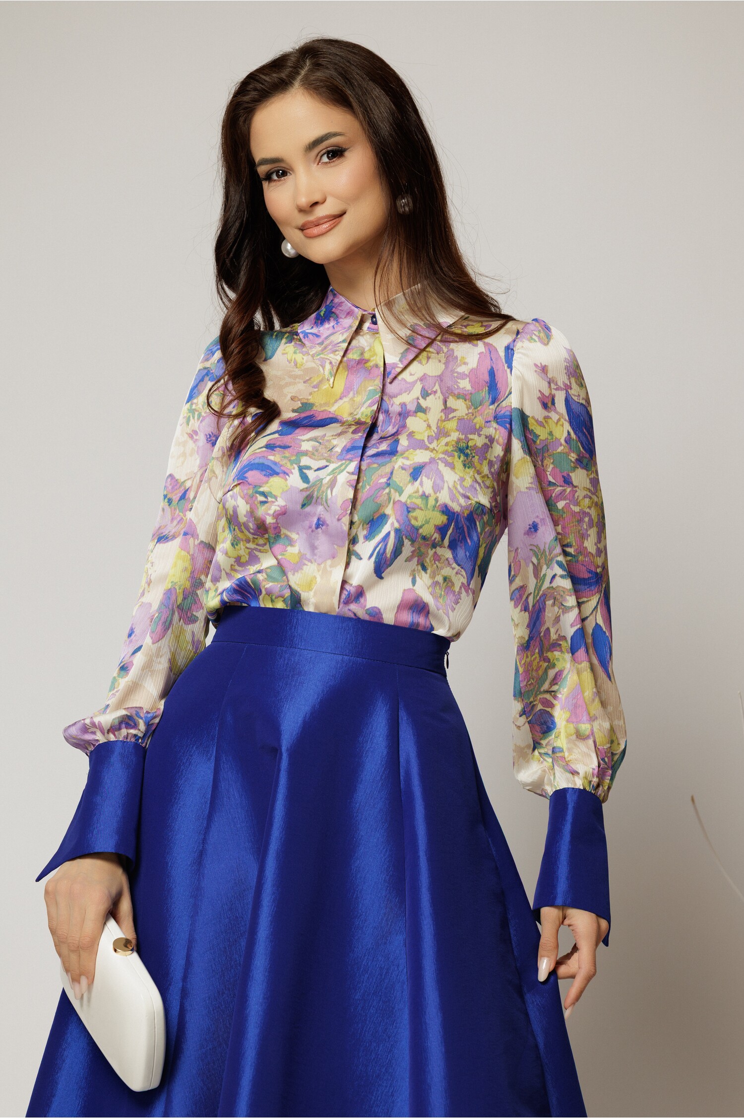 Camasa DY Fashion din voal cu imprimeuri mov si mansete in contrast