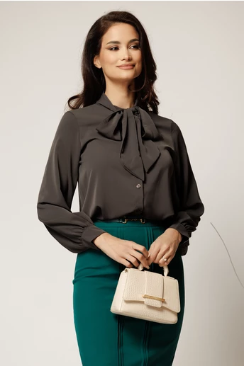 Camasa gri inchis lejera din triplu voal cu guler tip esarfa