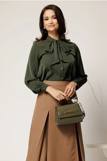 Camasa verde lejera din triplu voal cu guler tip esarfa