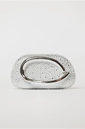 Clutch argintiu cu design modern stralucitor si maner metalic