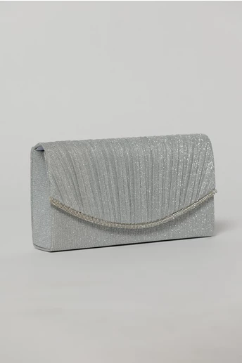 Clutch argintiu elegant cu clapeta curbata si detalii plisate