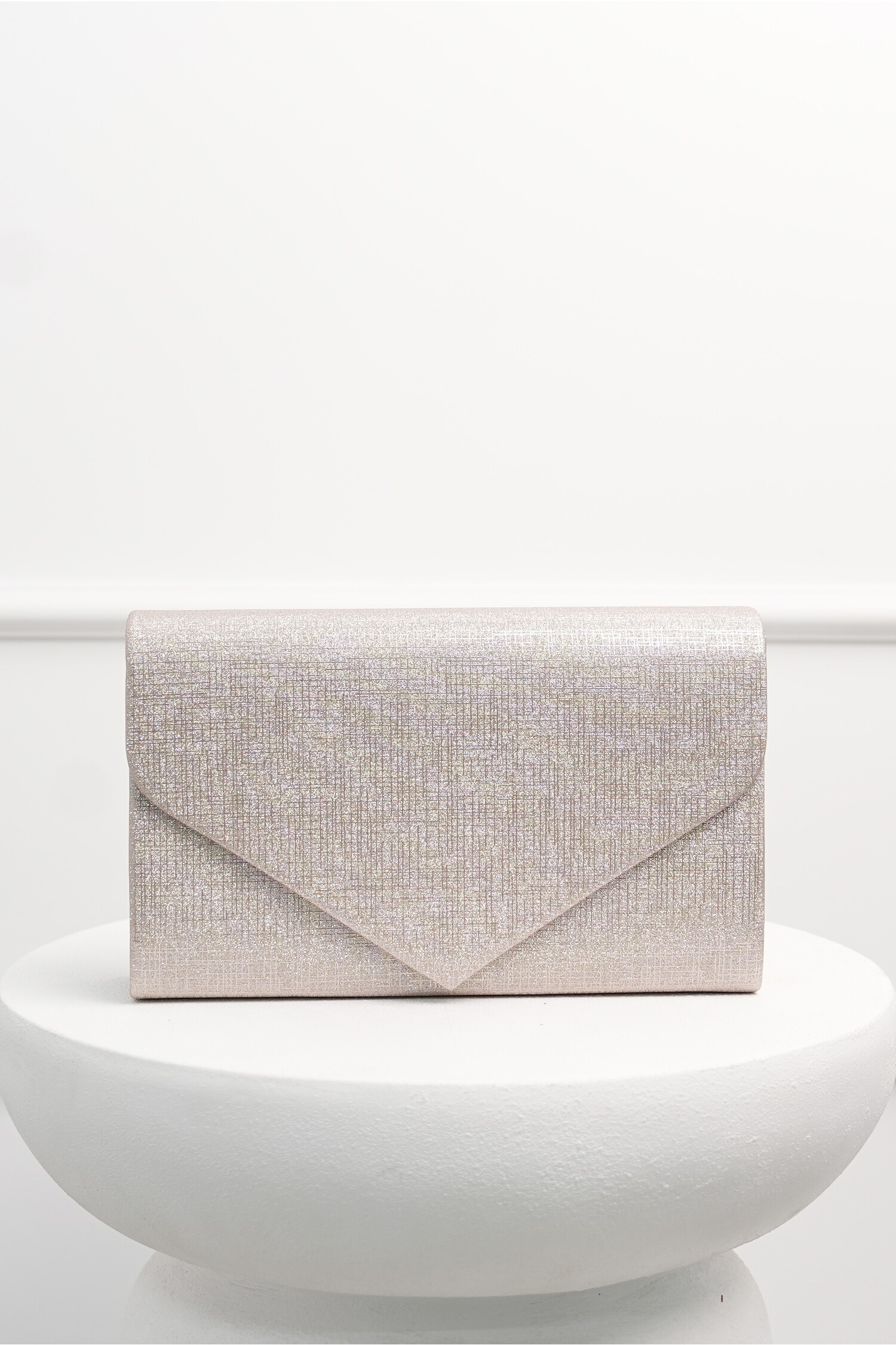 Clutch auriu cu glitter si design in V