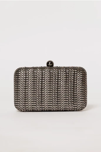 Clutch cu aspect metalic negru cu design impletit