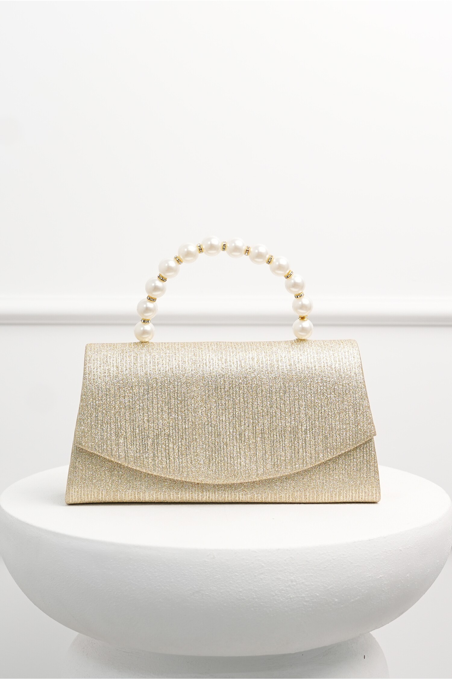 Clutch elegant auriu cu glitter si maner din perle