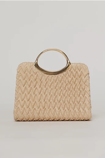 Clutch elegant bej din piele ecologica intoarsa cu design modern