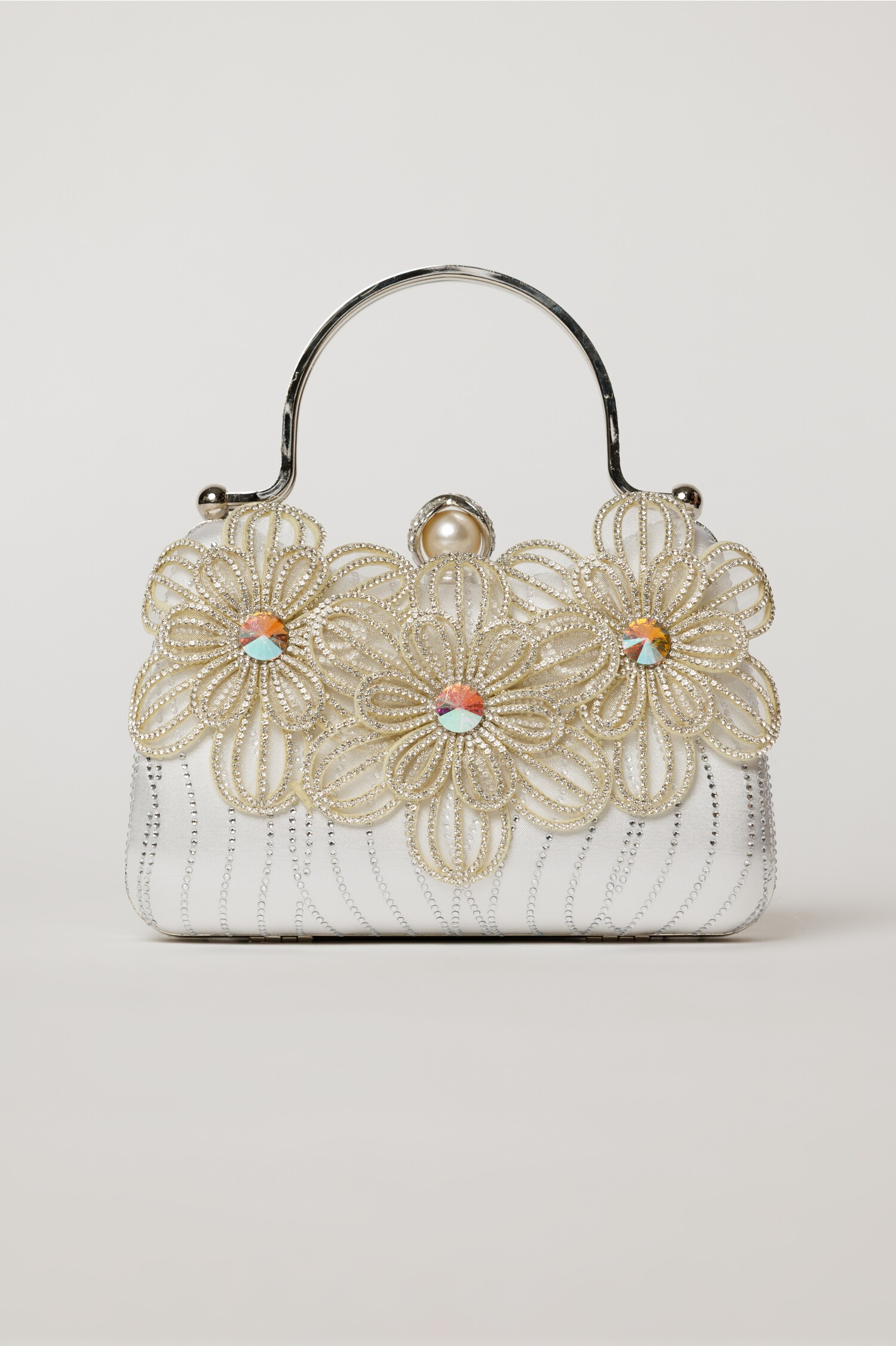 Clutch ivoar cu design floral aplicatii stralucitoare