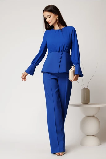 Compleu albastru din stofa cu bluza din voal cu peplum si pantaloni lejeri