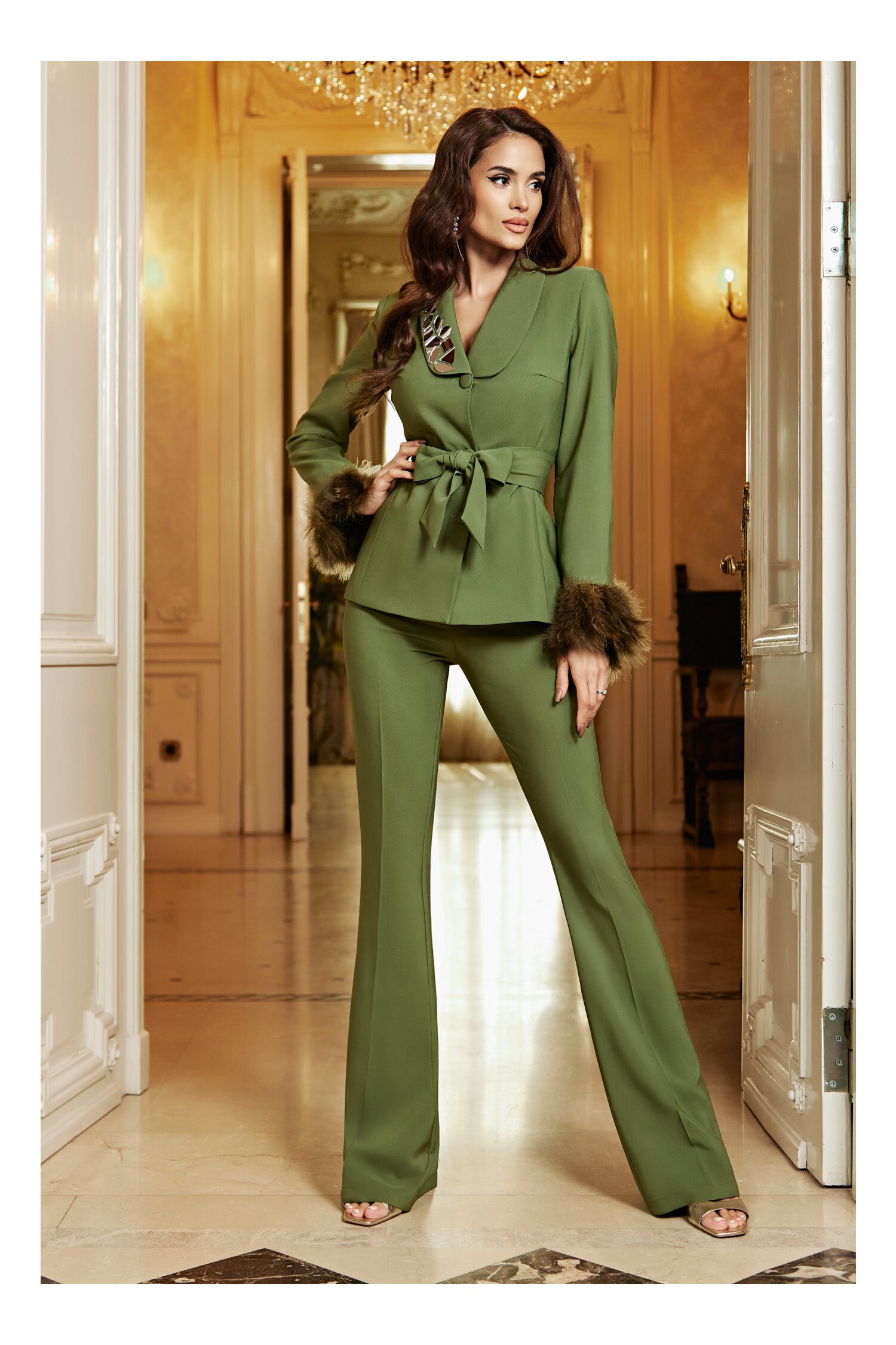 Compleu LaDonna verde olive cu pene la maneci 2023 ❤️ Pret Super dyfashion imagine noua 2022