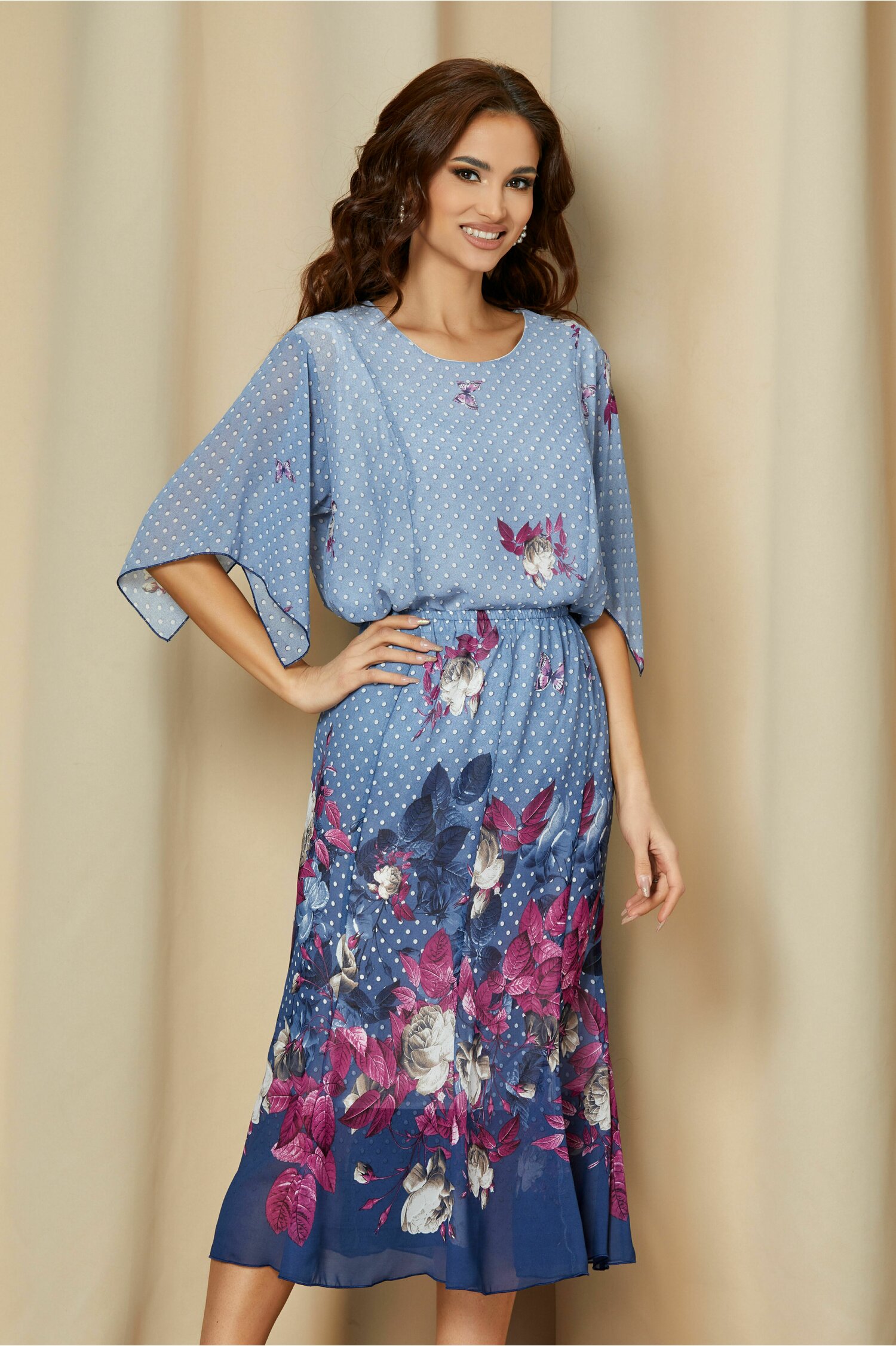 Compleu Lisa bleu cu imprimeu floral si buline