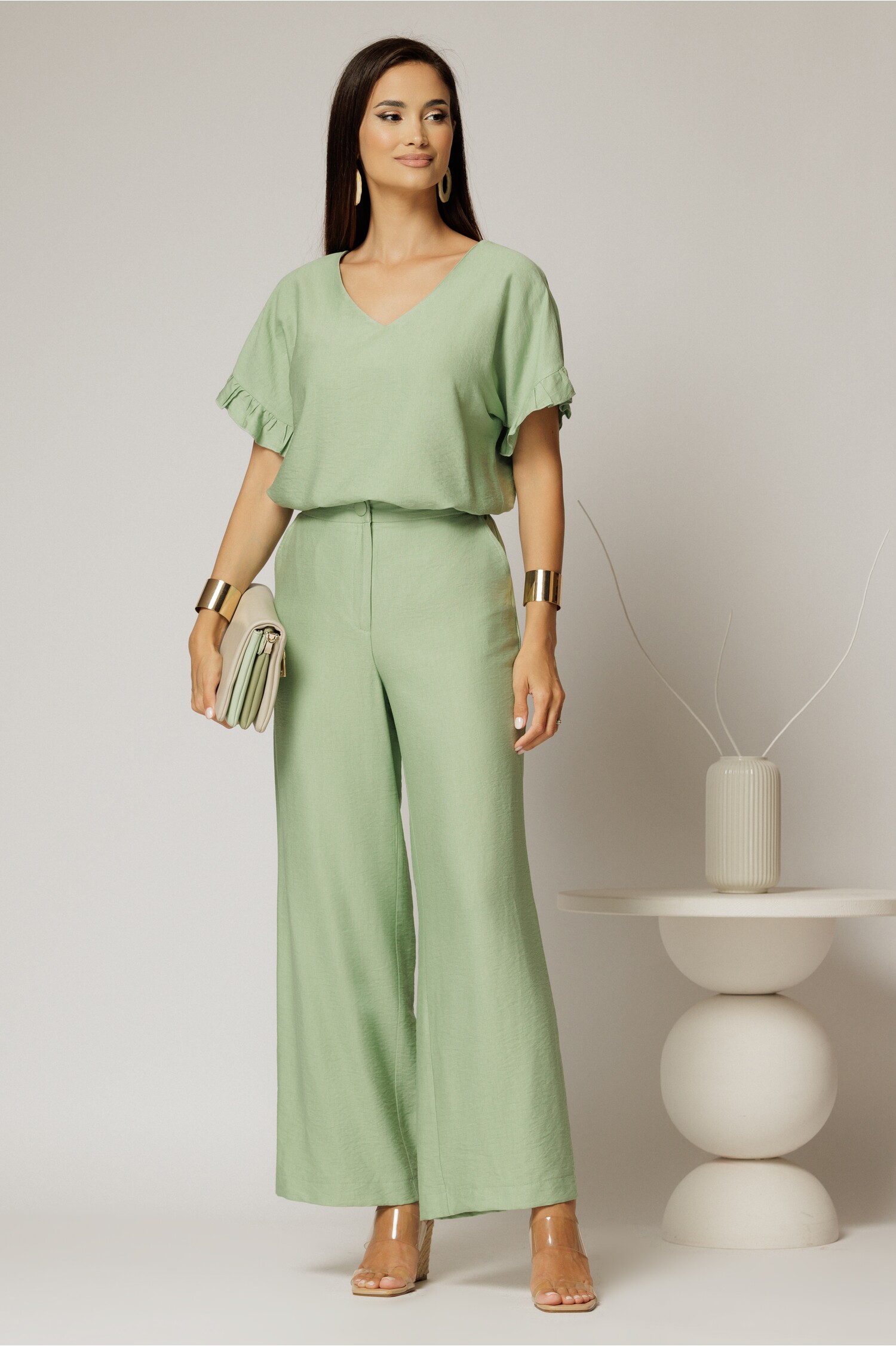 Compleu verde fistic din viscoza cu pantalon si bluza cu maneci lejere