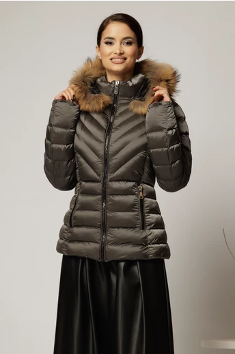 Geaca scurta gri cu blanita naturala la gluga