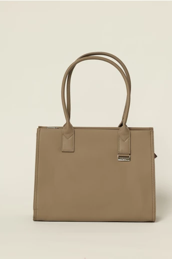 Geanta beige office cu detaliu argintiu