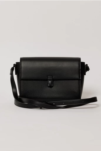 Geanta neagra desing minimalist