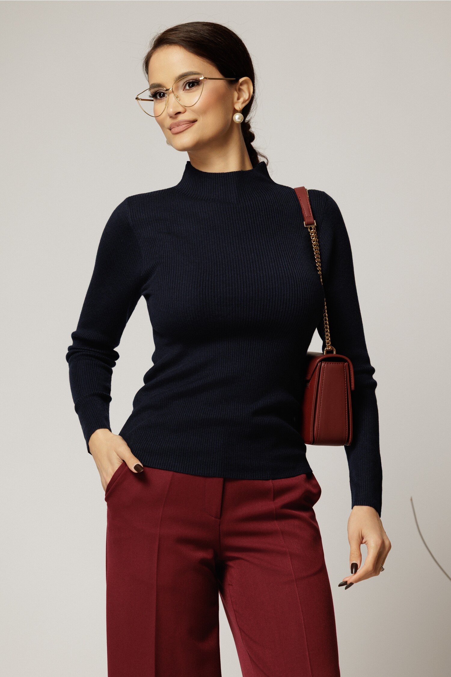 Maleta bleumarin din tricot casual eleganta