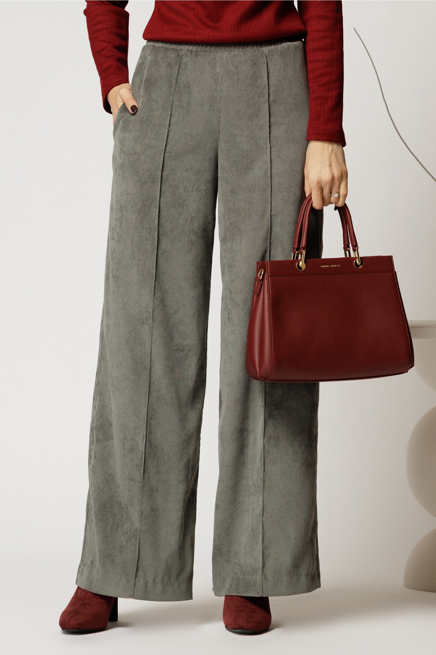 Pantalon DY Fashion lejer din velur gri cu buzunare