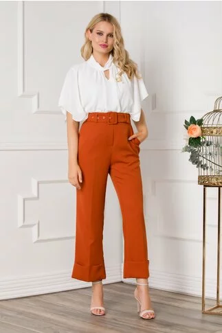 Pantaloni Alexa caramizii cu design evazat
