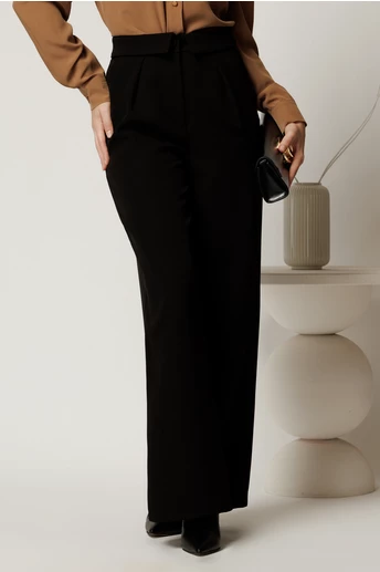 Pantaloni dama negri evazati cu buzunare