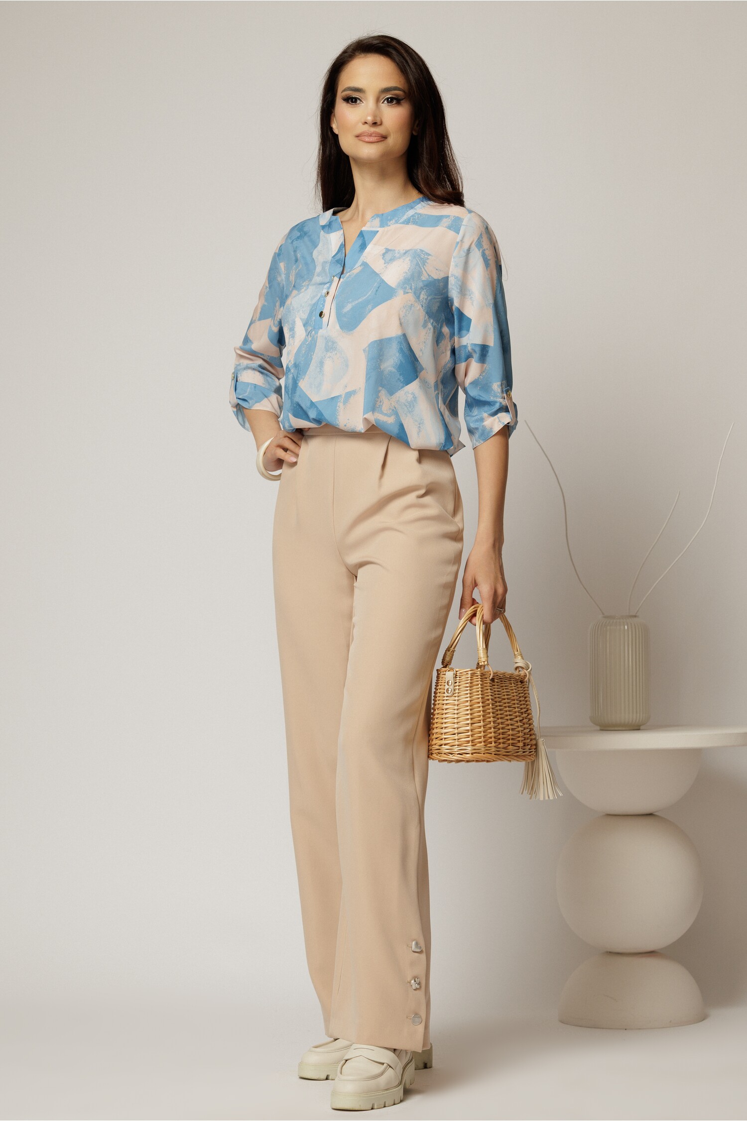 Pantaloni DY Fashion bej croi drept cu nasturi decorativi la tiv