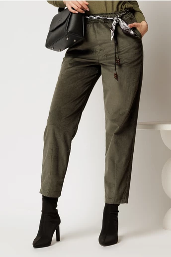 Pantaloni kaki din catifea reiata si cordon