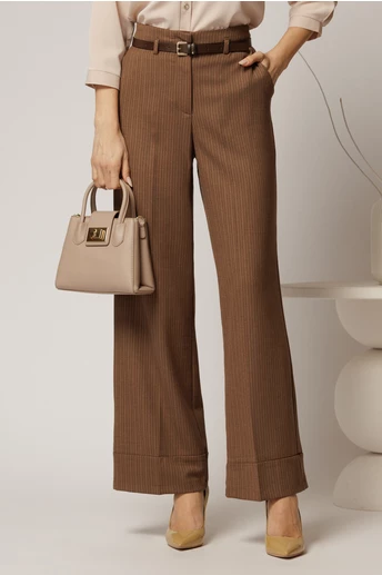 Pantaloni maro cu dungi bordo din stofa cu croi larg si curea in talie