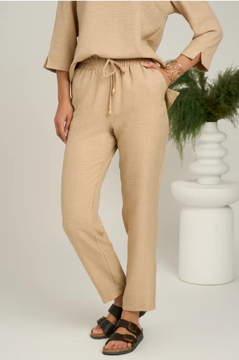 Pantaloni vaporosi bej din viscoza cu elastic in talie- LaDonna