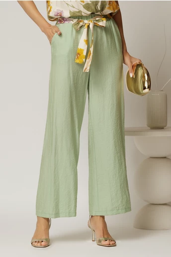 Pantaloni verde fistic din viscoza cu croi lejer si cordon cu print