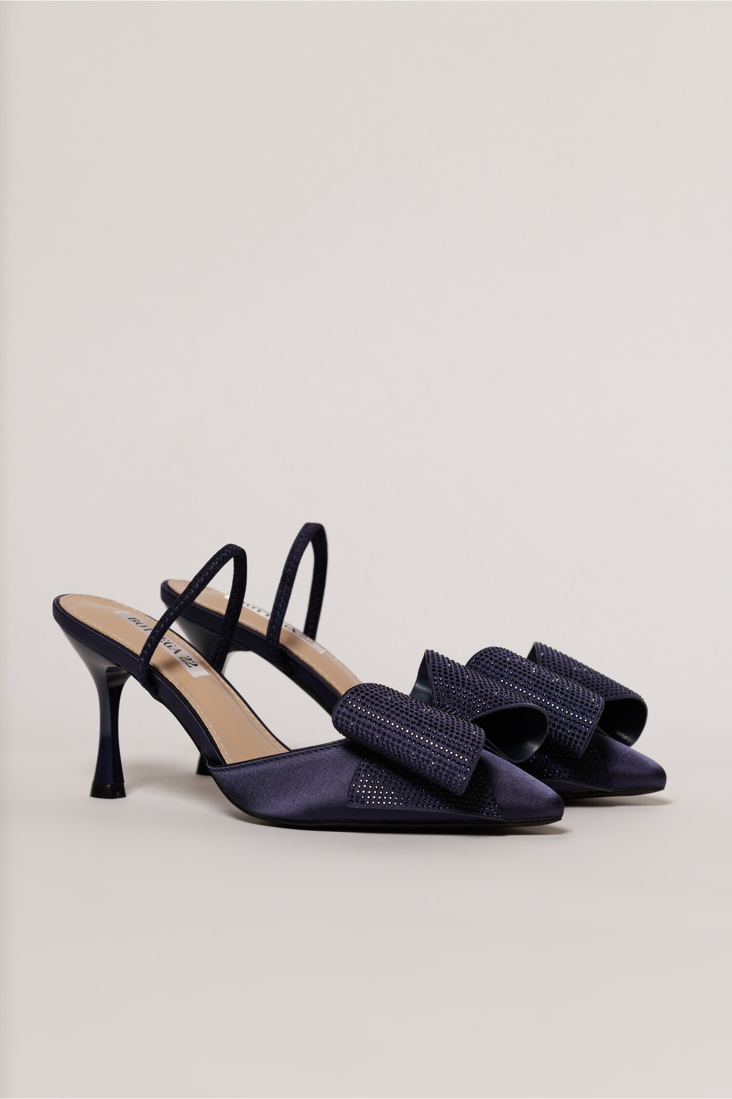 Pantofi bleumarin din material satinat cu funda maxi stralucitoare