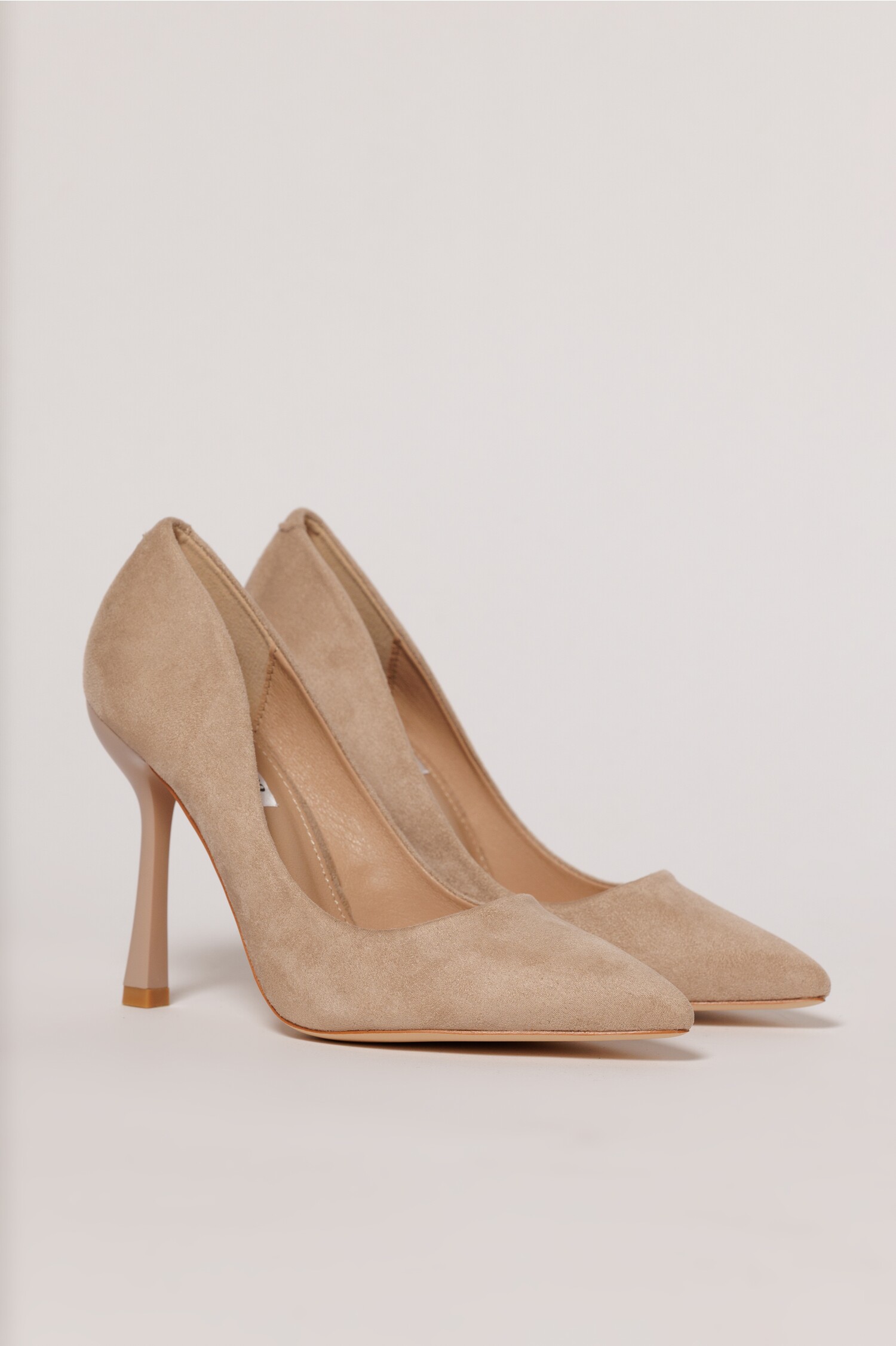 Pantofi eleganti beige din piele intoarsa ecologica