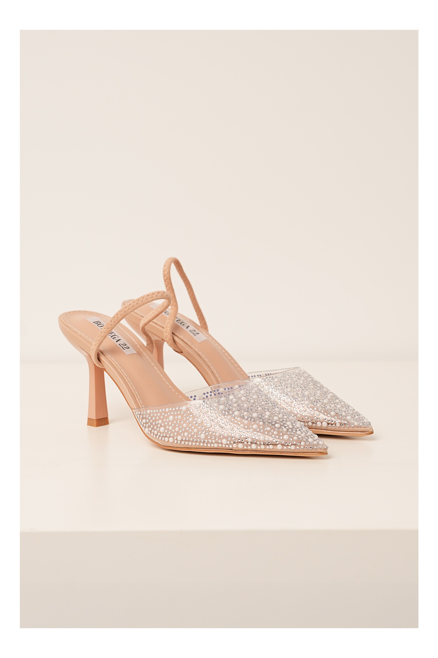 Pantofi nude transparenti accesorizati cu strasuri pe varf