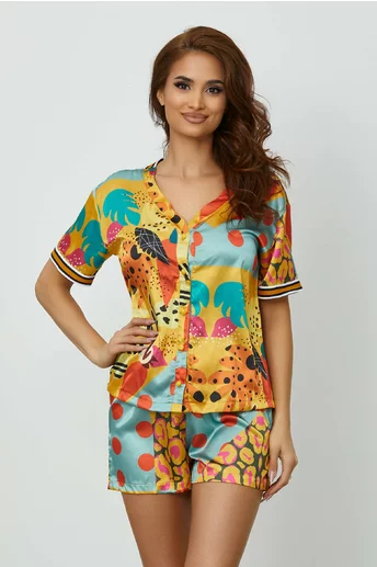Pijama satinata galbena cu imprimeu multicolor si pantaloni scurti