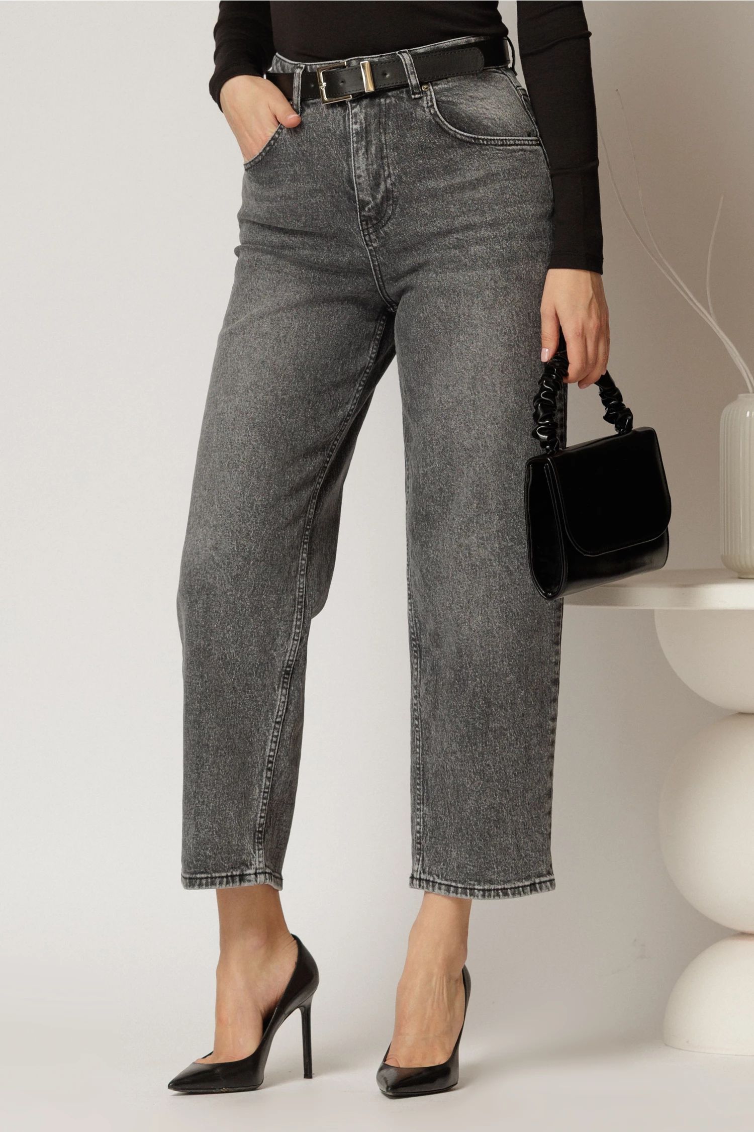 Blugi dama gri cu talie inalta si croi mom fit