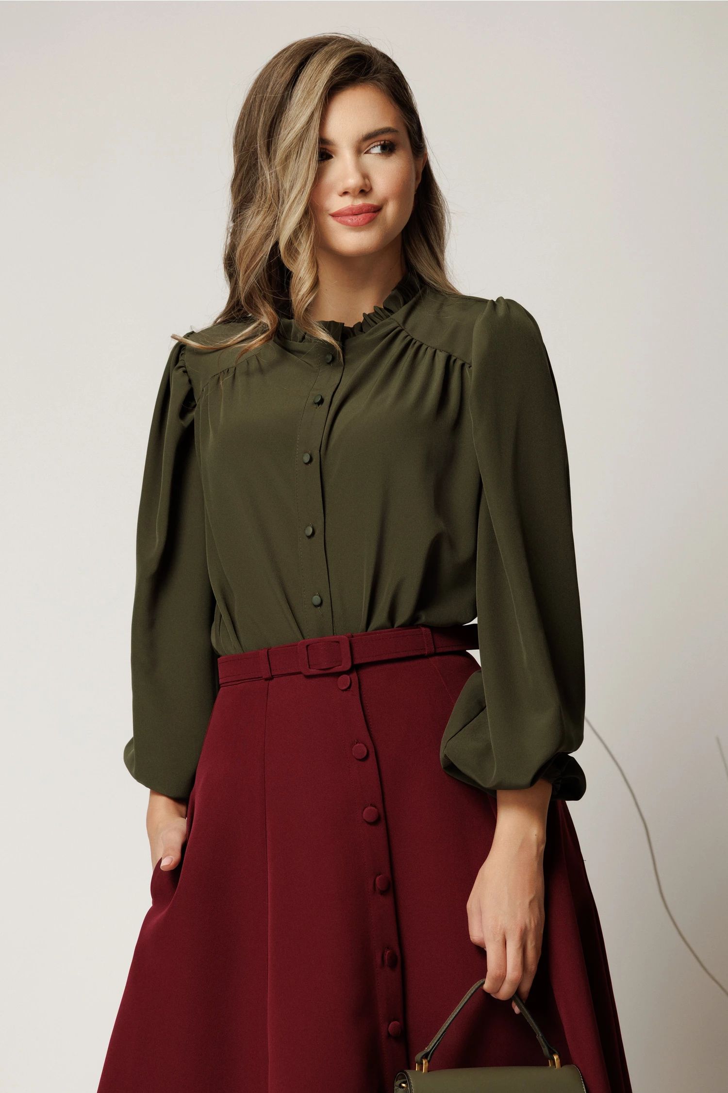 Camasa DY Fashion kaki din voal plin cu guler incretit