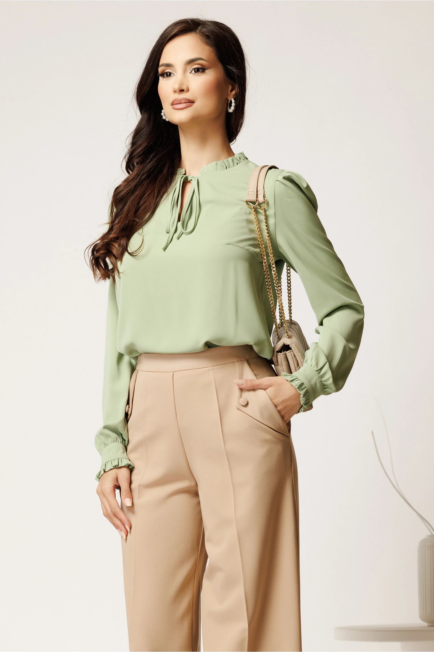 Camasa DY Fashion verde mint din voal cu guler incretit