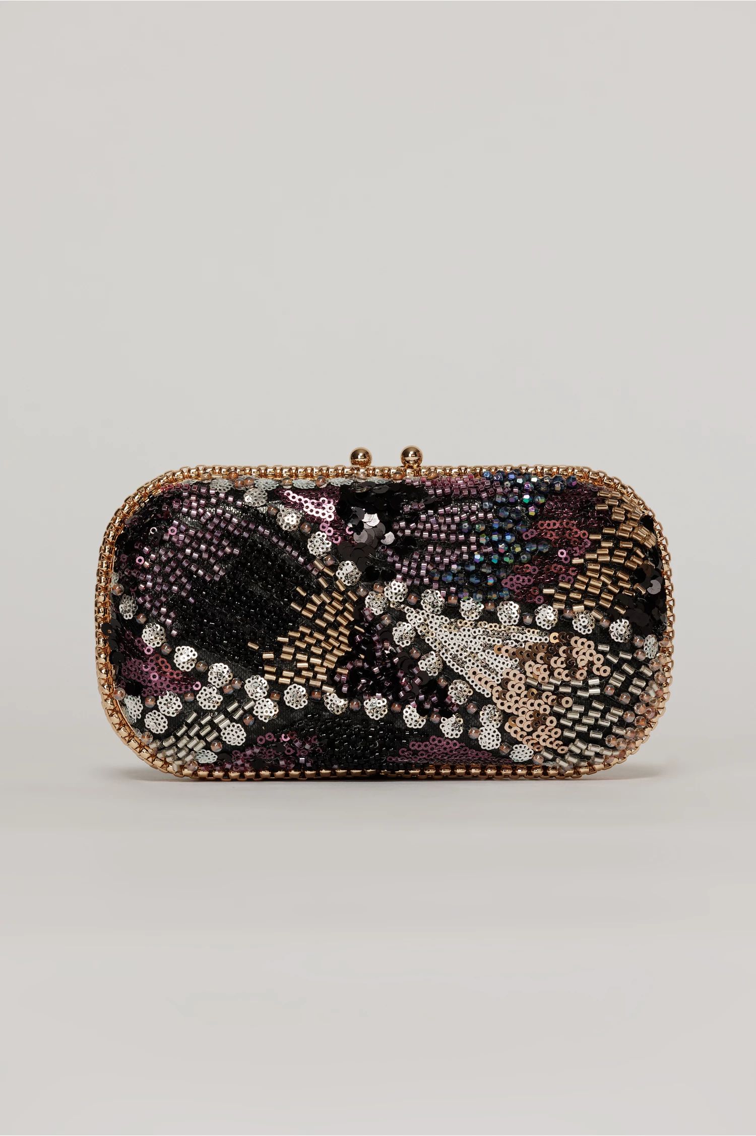 Clutch de ocazie negru cu margele si paiete