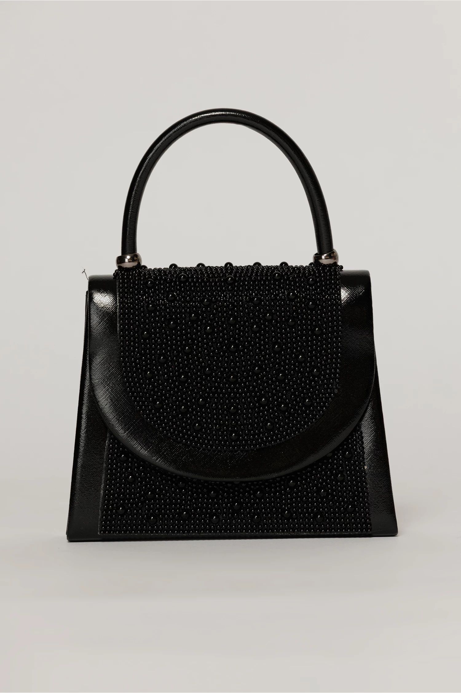 Clutch elegant negru decorat cu perle si margele