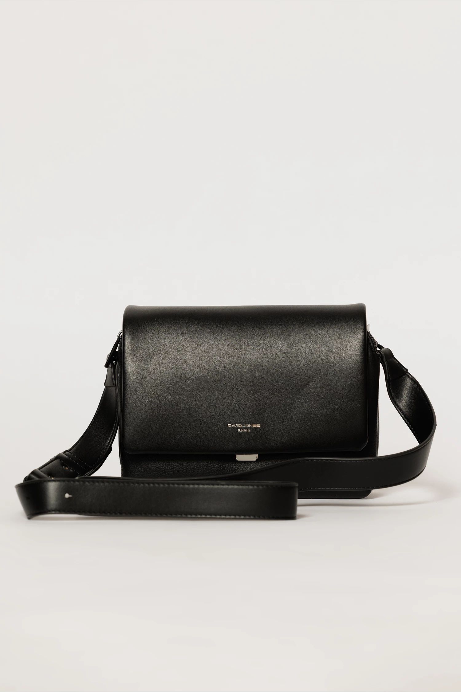 Geanta eleganta neagra cu finisaj neted