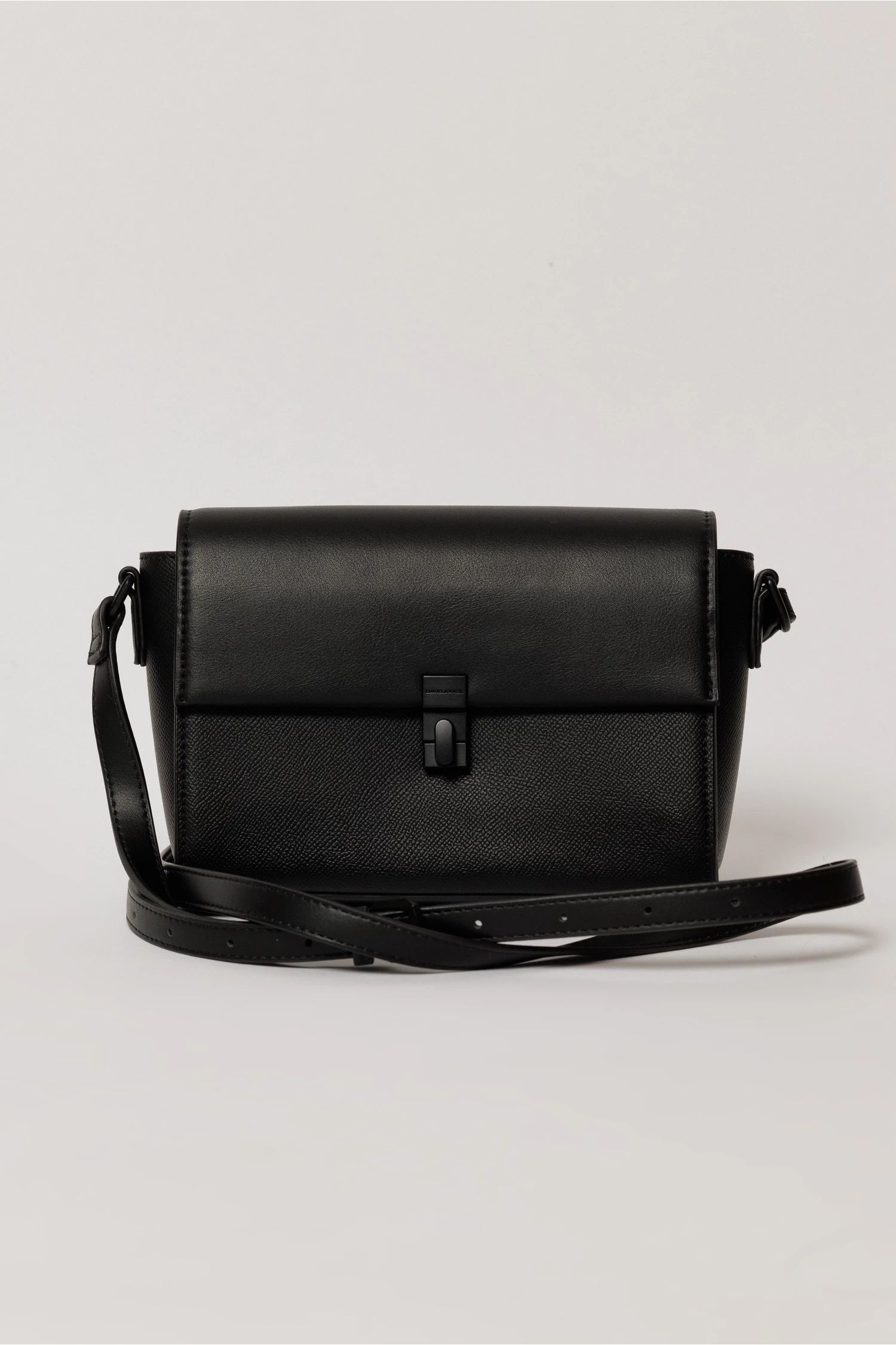 Geanta neagra desing minimalist