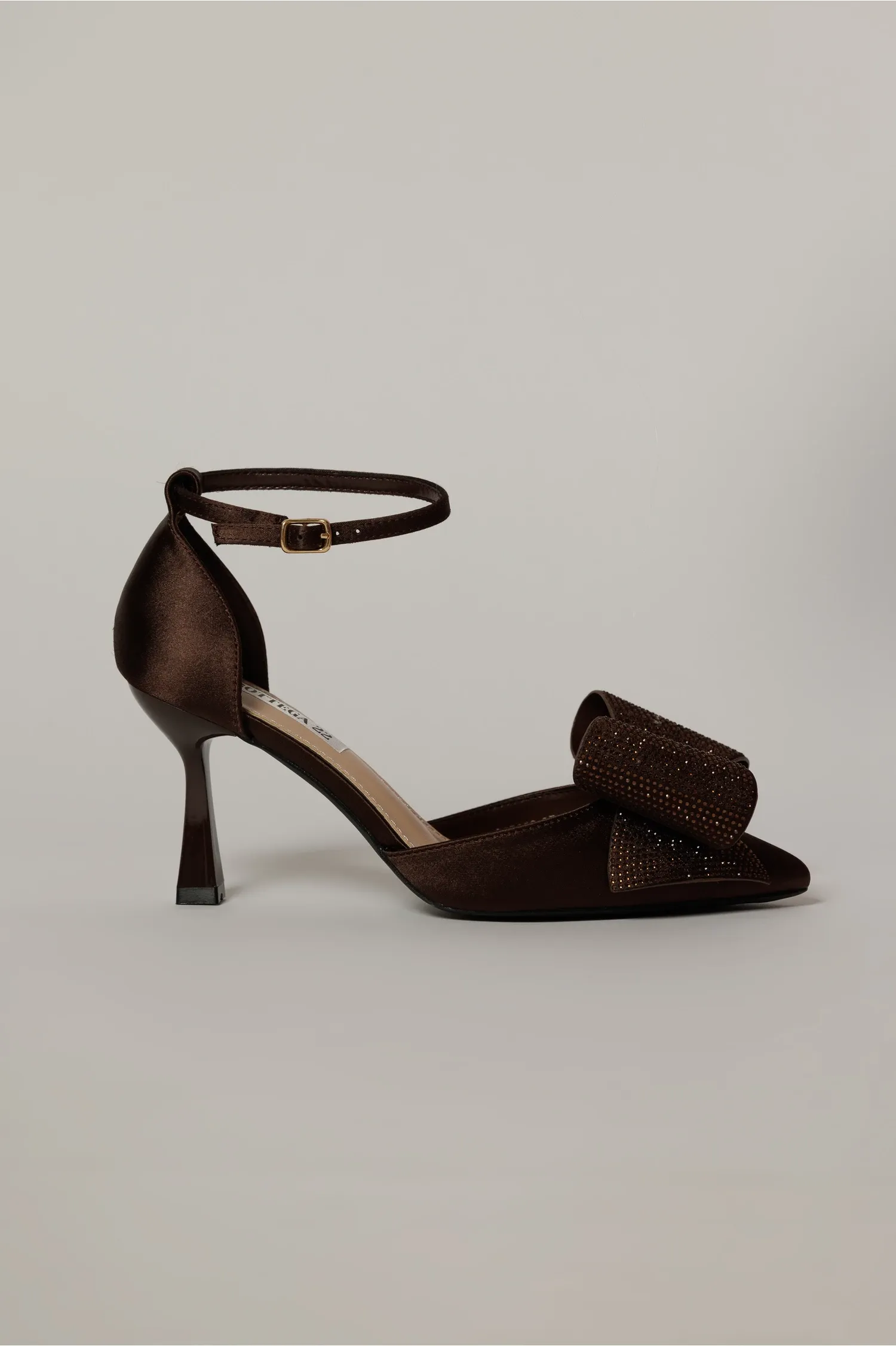Pantofi eleganti maro din material satinat cu funda maxi stralucitoare 2