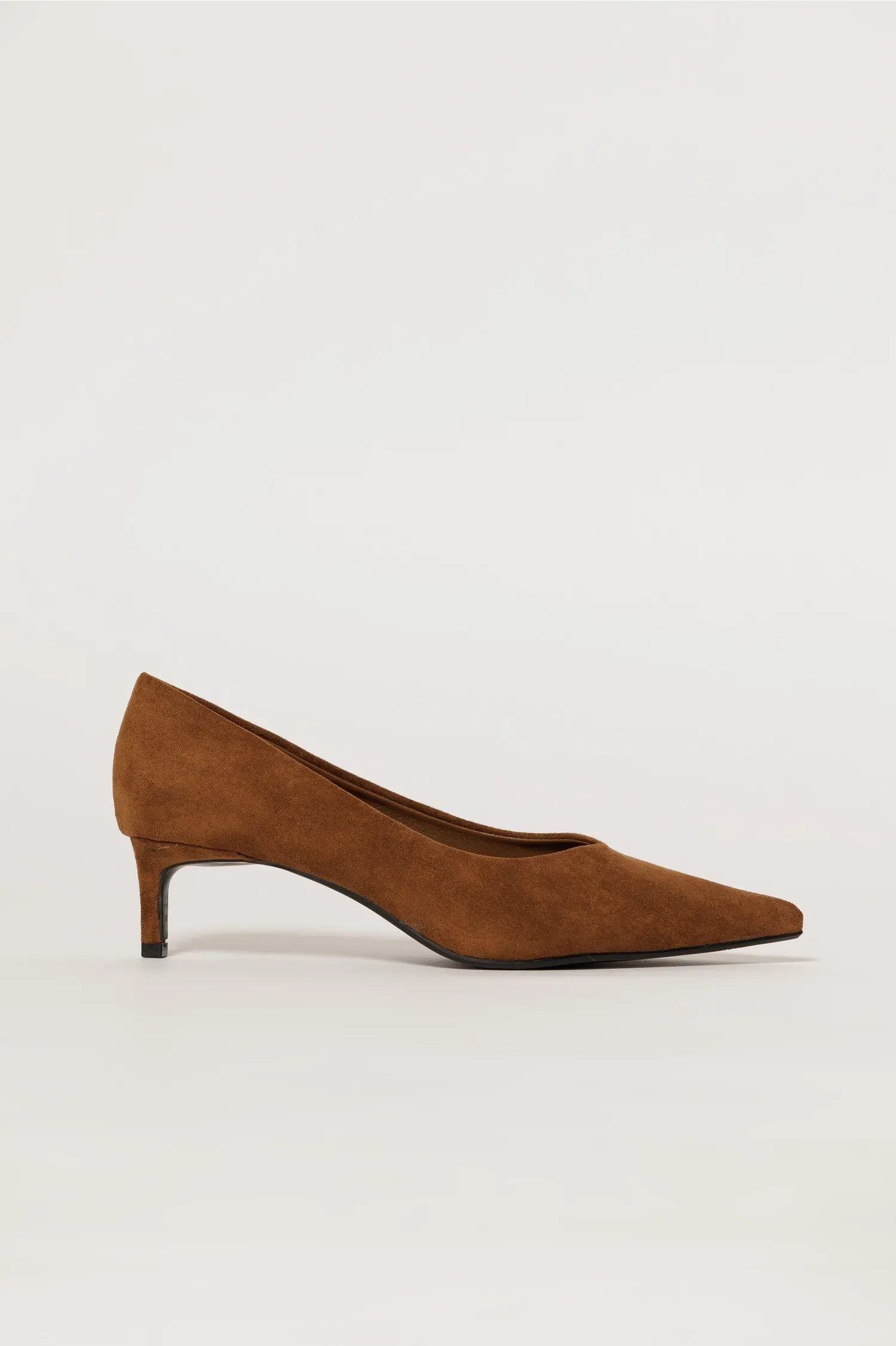 Pantofi maro eleganti din piele intoarsa ecologica cu toc jos 3