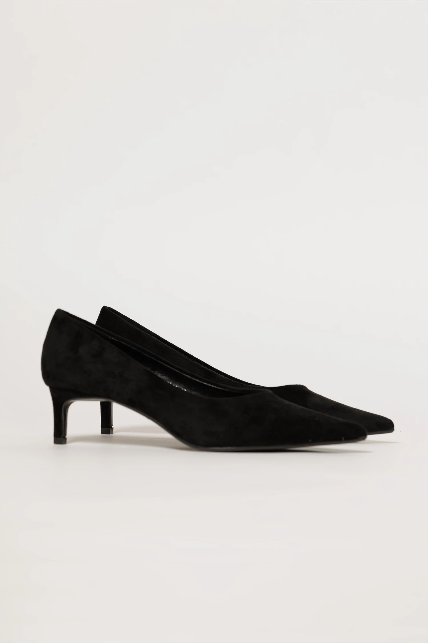 Pantofi negri eleganti din piele intoarsa ecologica cu toc jos