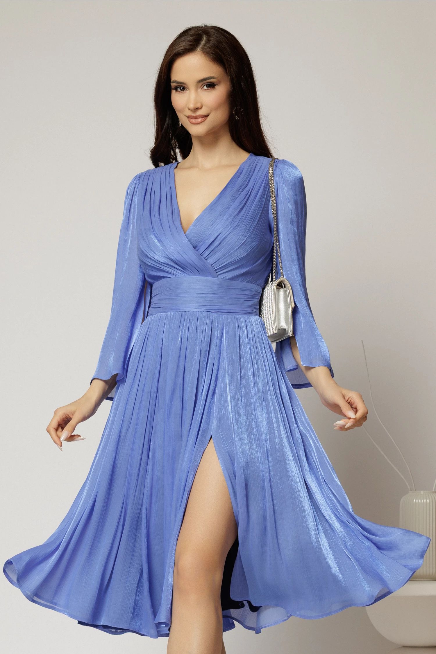 Rochie DY Fashion albastra de ocazie din voal peliculizat cu maneci crapate