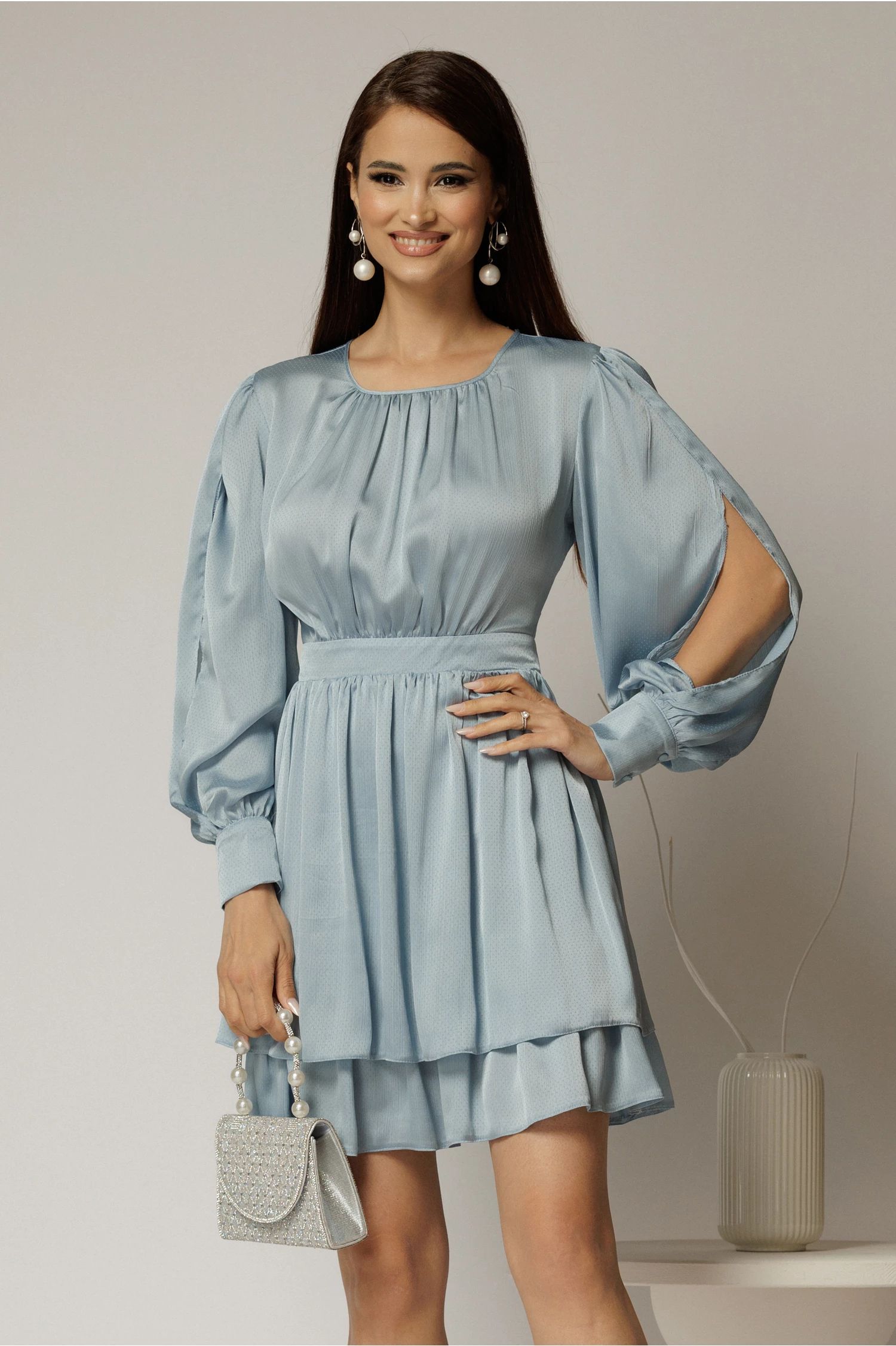 Rochie DY Fashion bleu scurta din voal cu manecile sparte si fusta suprapusa