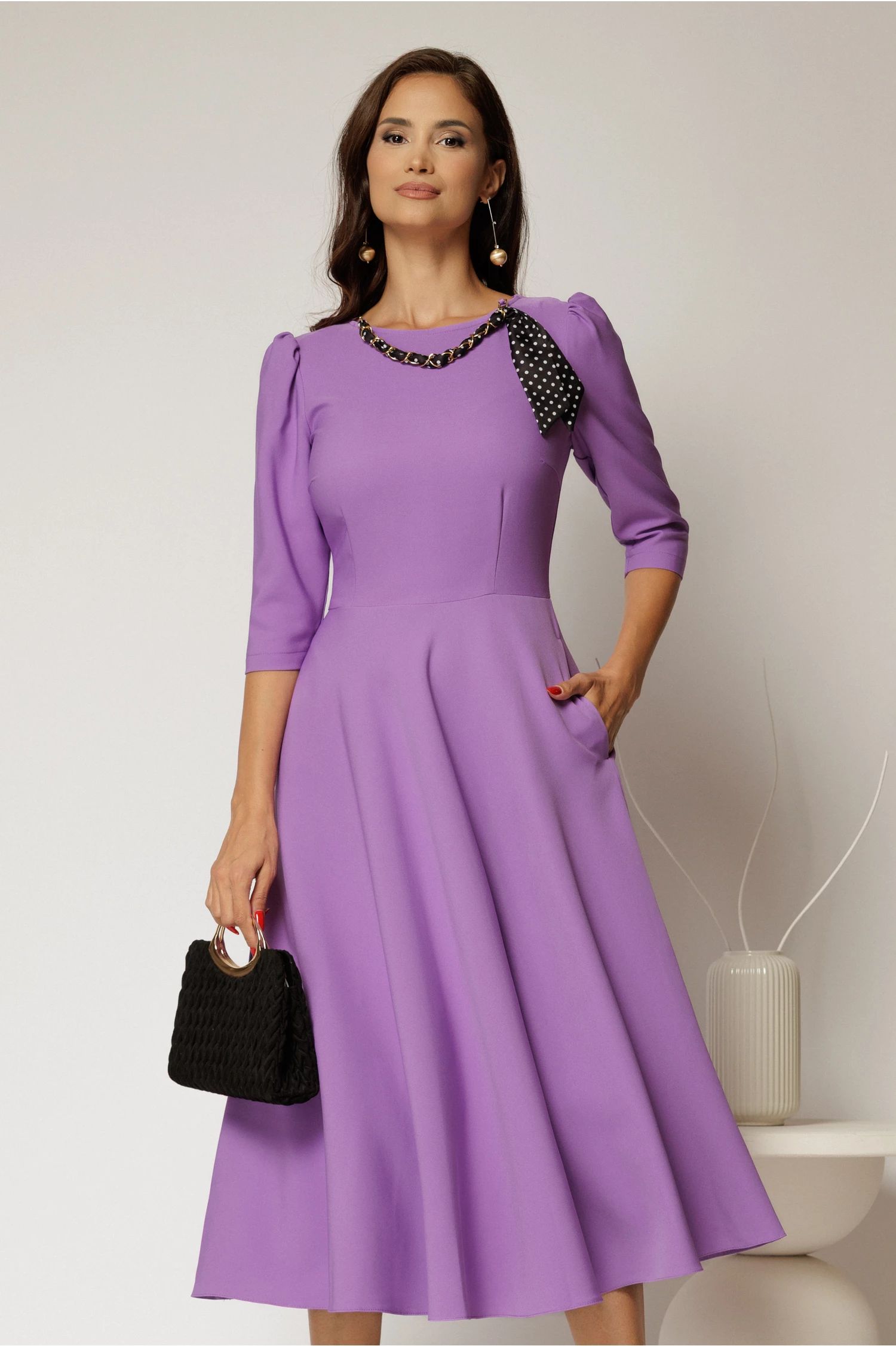 Rochie DY Fashion lila clos cu lantisor si esarfa